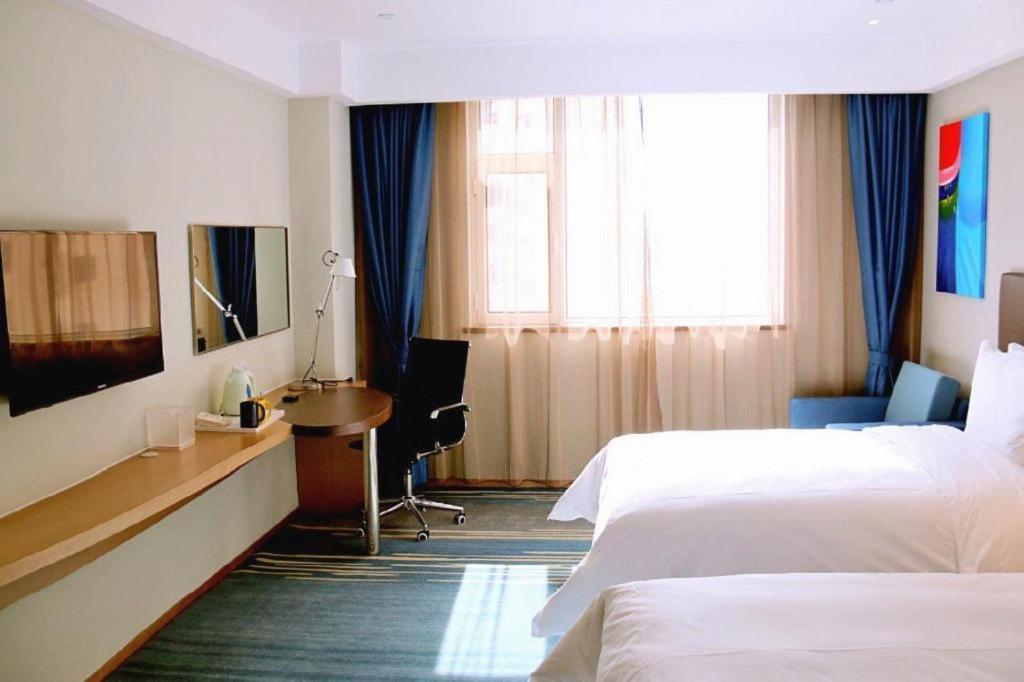 Holiday Inn Express Zhangye By Ihg Exterior photo